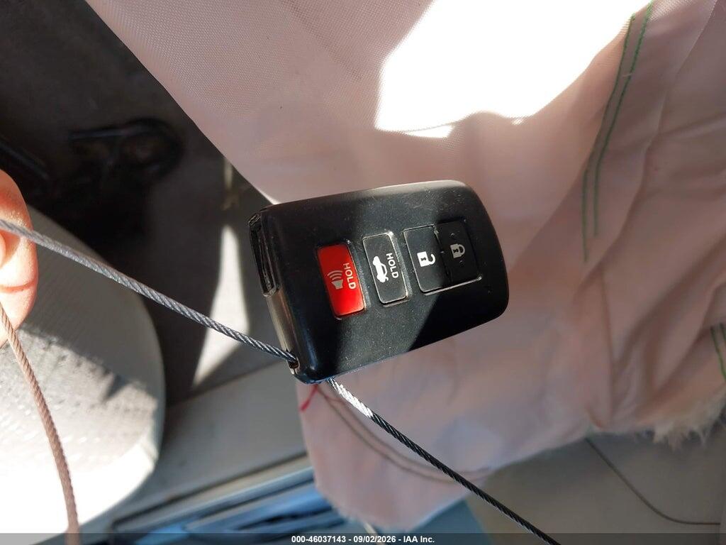4T1BD1FK9CU012054 2012 TOYOTA CAMRY HYBRID photo no. 11