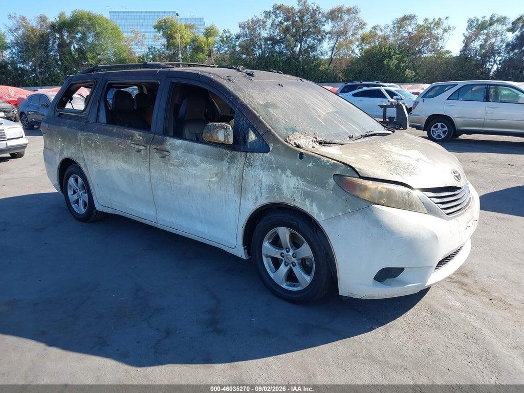 5TDKK3DC0CS207370 2012 TOYOTA SIENNA photo no. 1