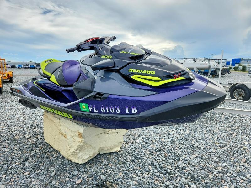 2021 SEA DOO RTX-X YDVA1211F121