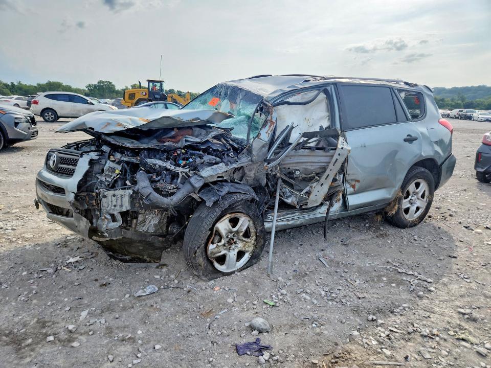 2007 TOYOTA RAV4 JTMBD33V075068107