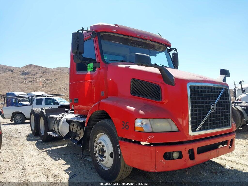 2016 VOLVO VN 4V4MC9EG8GN974863