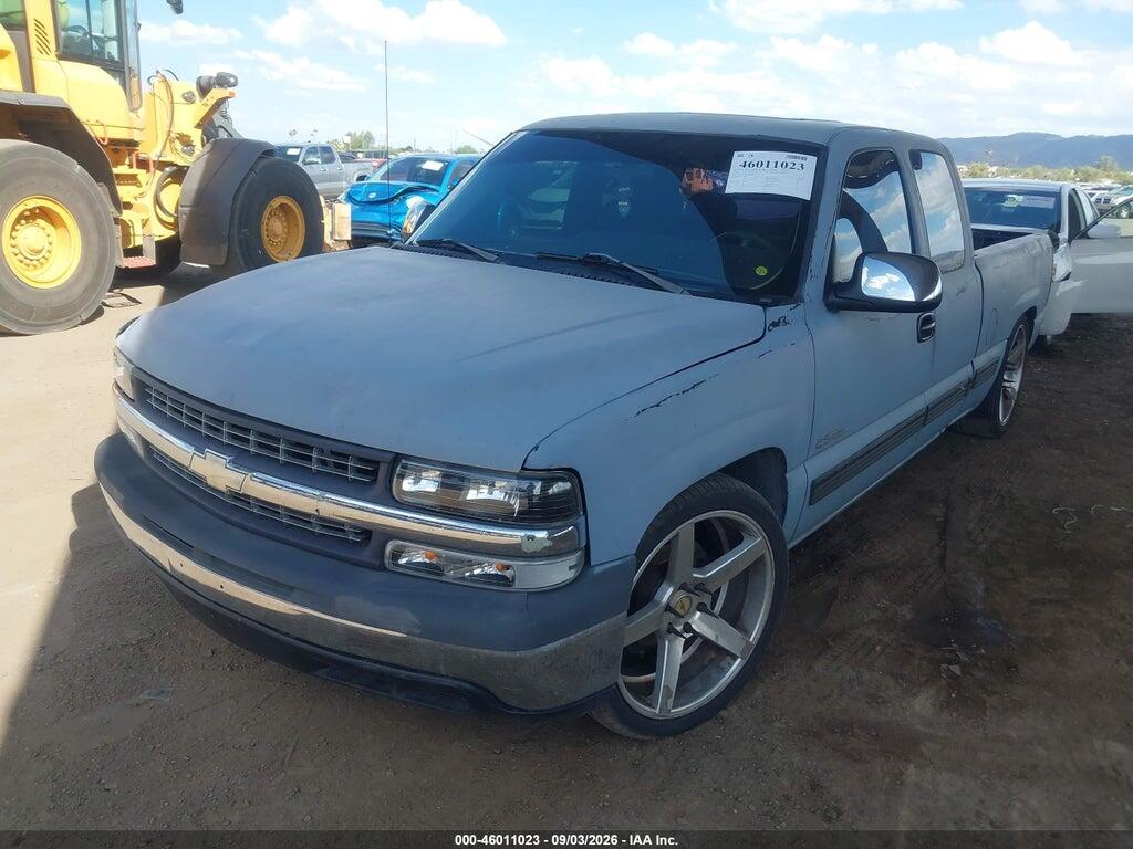 2GCEC19T621285102 2002 CHEVROLET SILVERADO 1500 photo no. 2