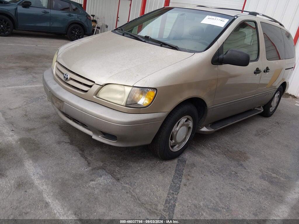 4T3ZF13C42U497313 2002 TOYOTA SIENNA photo no. 2