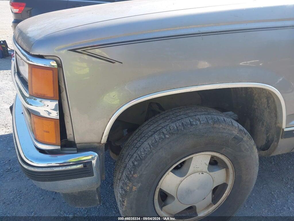 3GNFK16R9XG259213 1999 CHEVROLET SUBURBAN 1500 photo no. 12