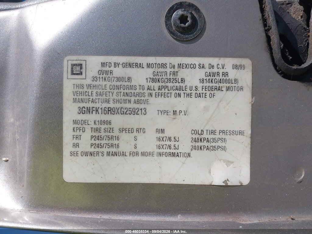 3GNFK16R9XG259213 1999 CHEVROLET SUBURBAN 1500 photo no. 9