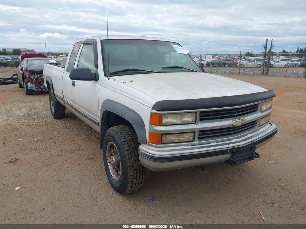 1997 CHEVROLET K2500 1GCGK29R4VE175142