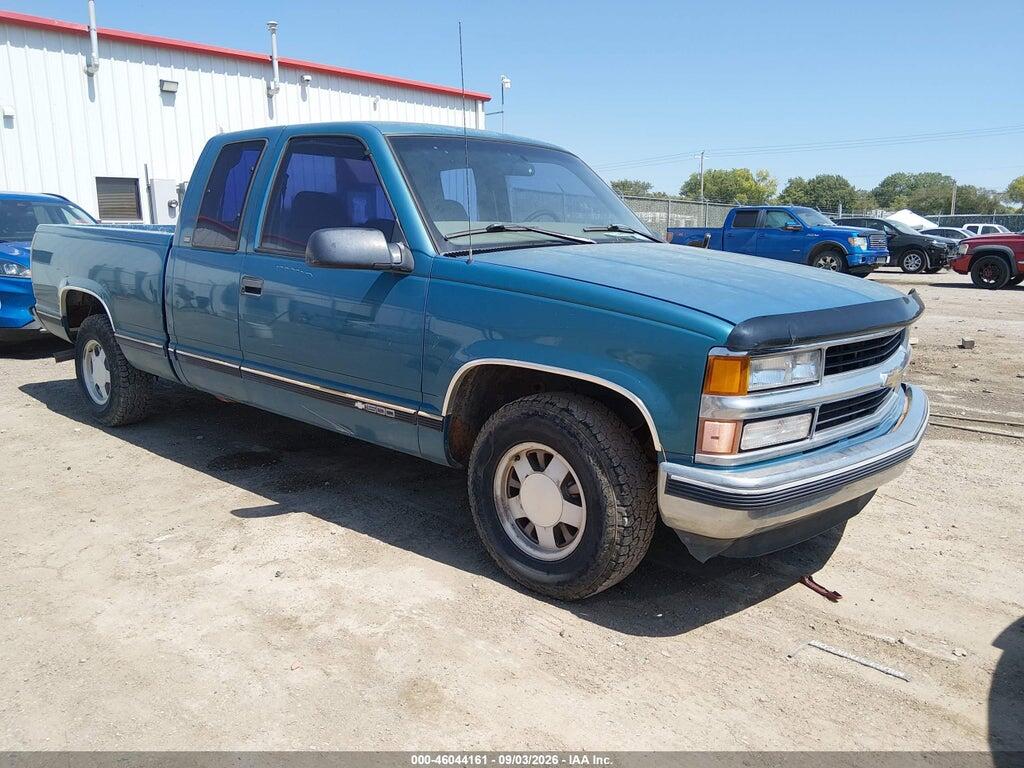 1997 CHEVROLET C1500 2GCEC19R4V1235453