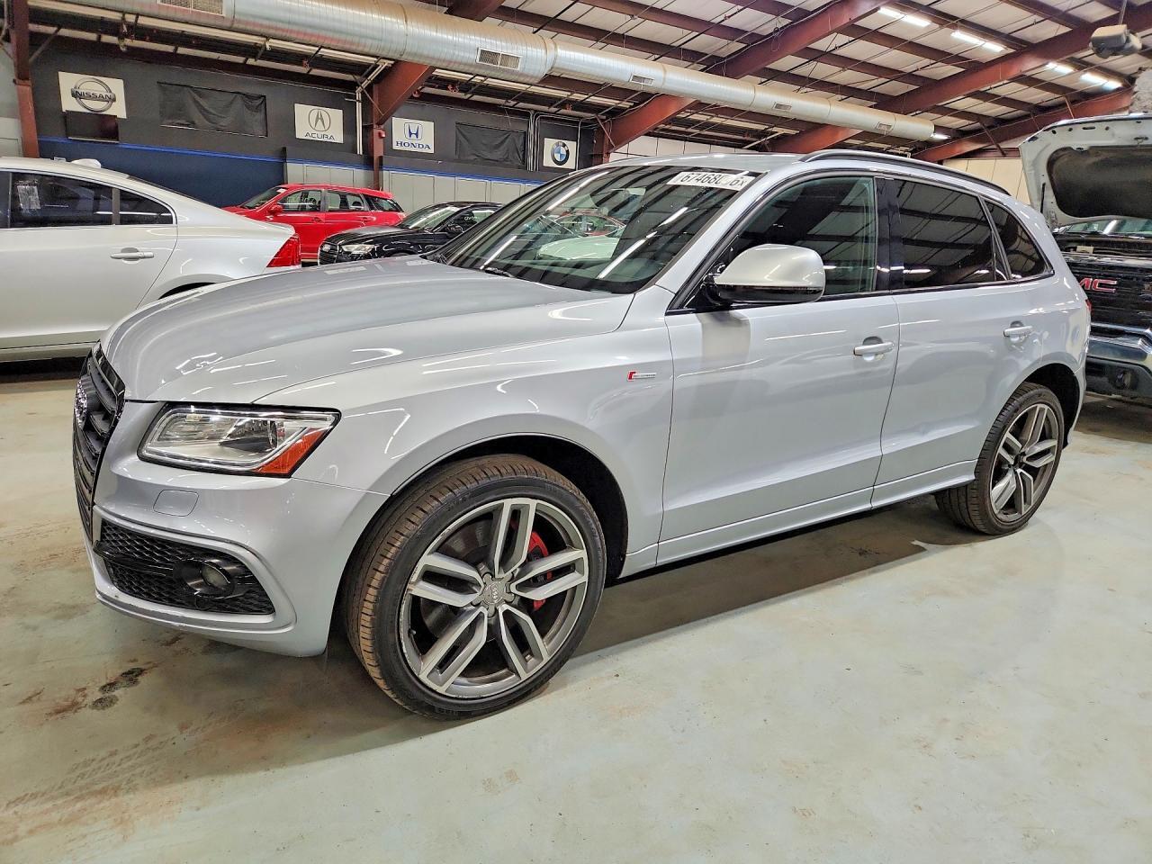 2016 AUDI SQ5 WA1VCAFP6GA142827
