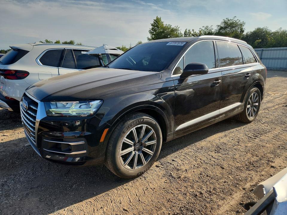 2017 AUDI Q7 WA1LAAF76HD035435