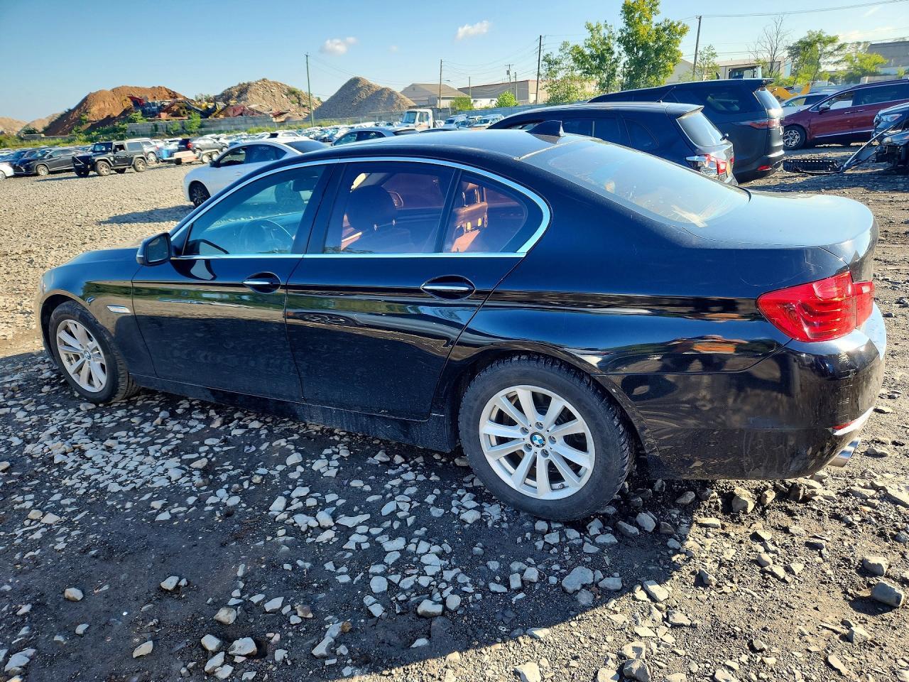 WBA5A5C53GG347960 2016 BMW 528 photo no. 2