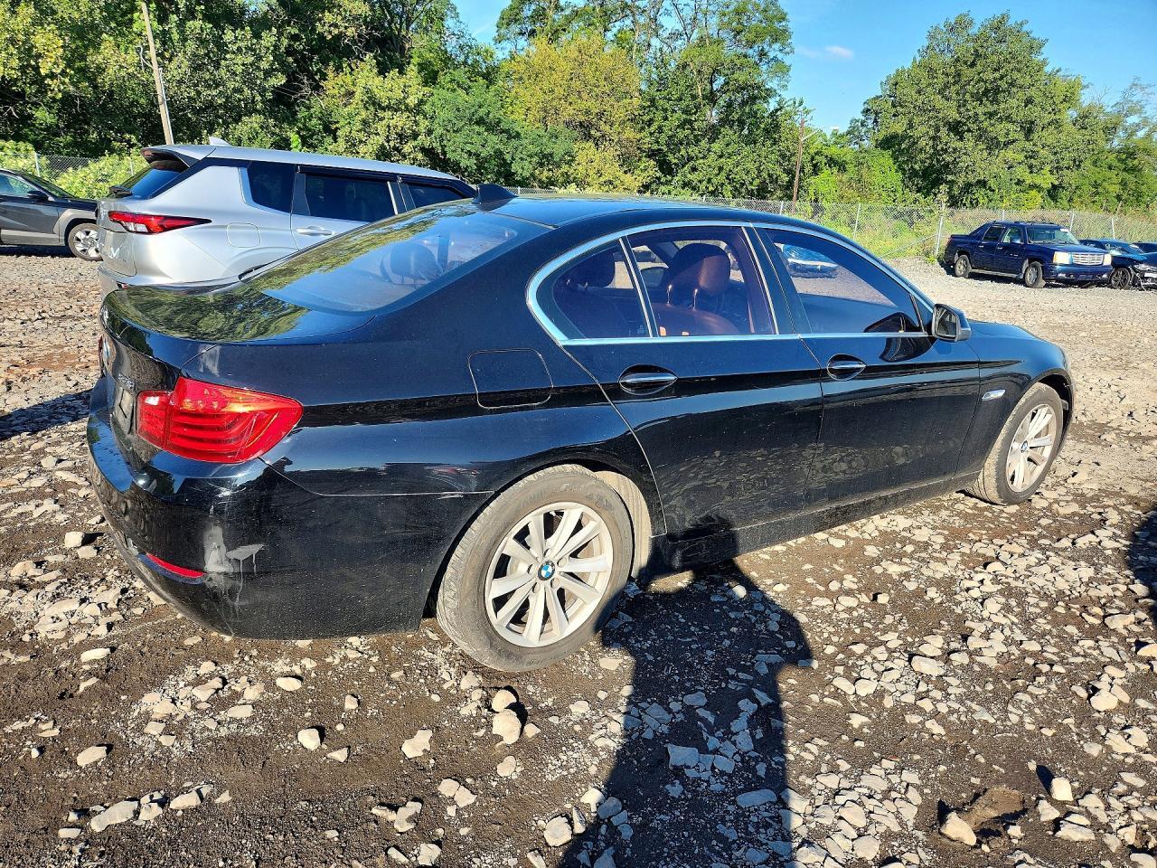 WBA5A5C53GG347960 2016 BMW 528 photo no. 3