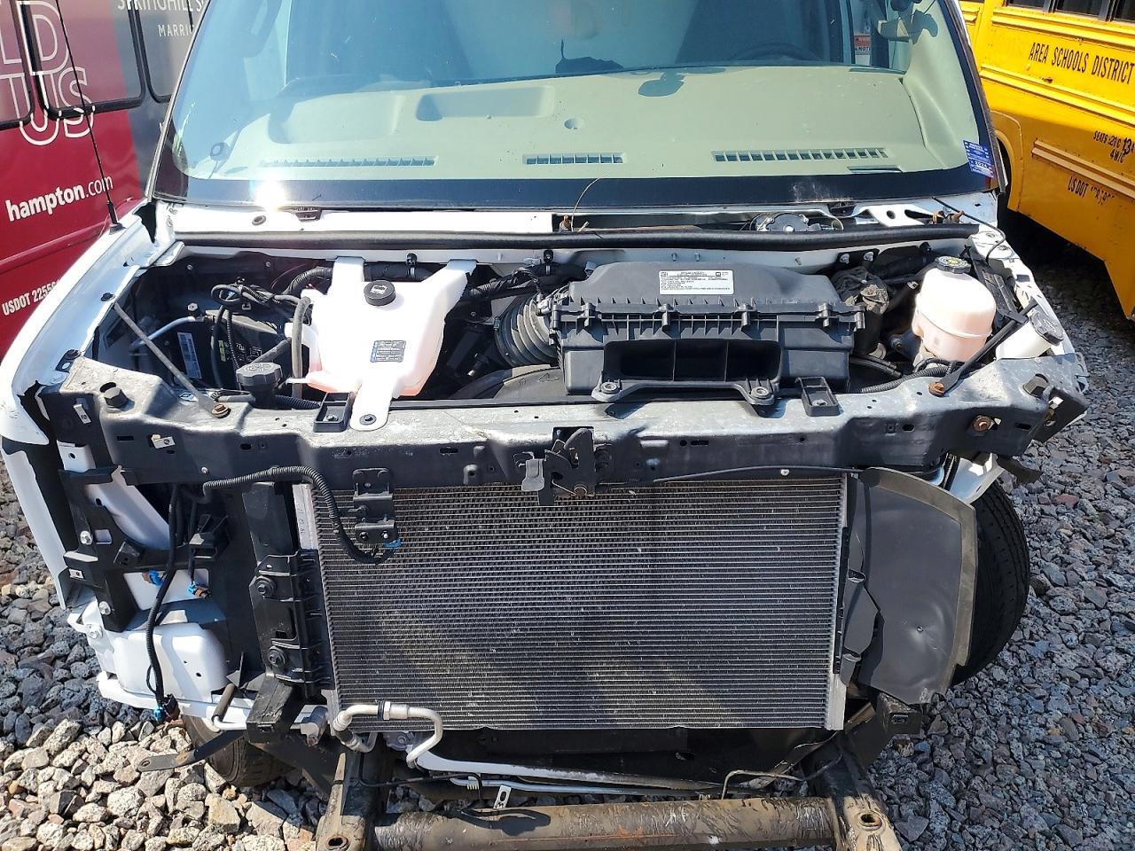 2023 CHEVROLET EXPRESS - REFRIGERATED BOX TRUCK — Фото 11 из 13