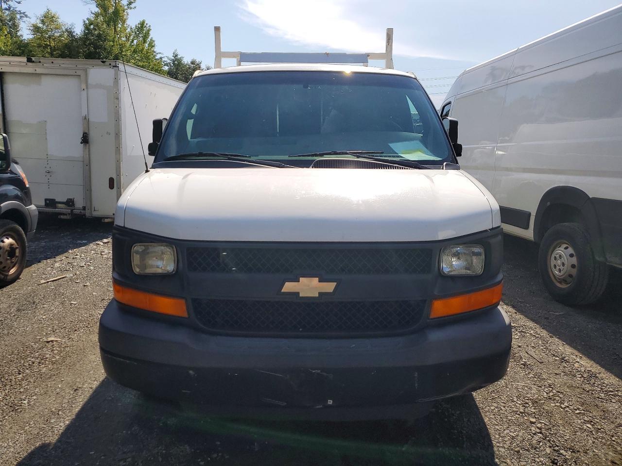 1GCZGUCG3F1184145 2015 CHEVROLET EXPRESS G3500 photo no. 5