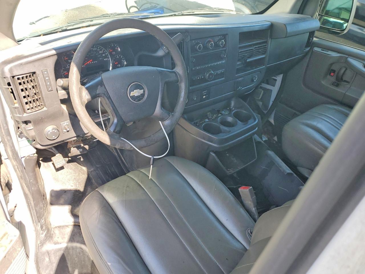 1GCZGUCG3F1184145 2015 CHEVROLET EXPRESS G3500 photo no. 8
