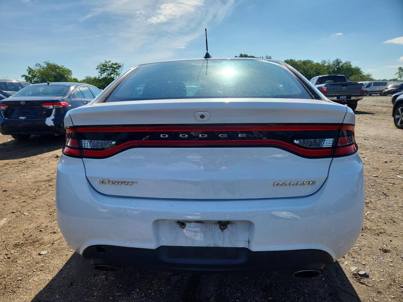 2015 DODGE DART SXT — Фото 6 из 13