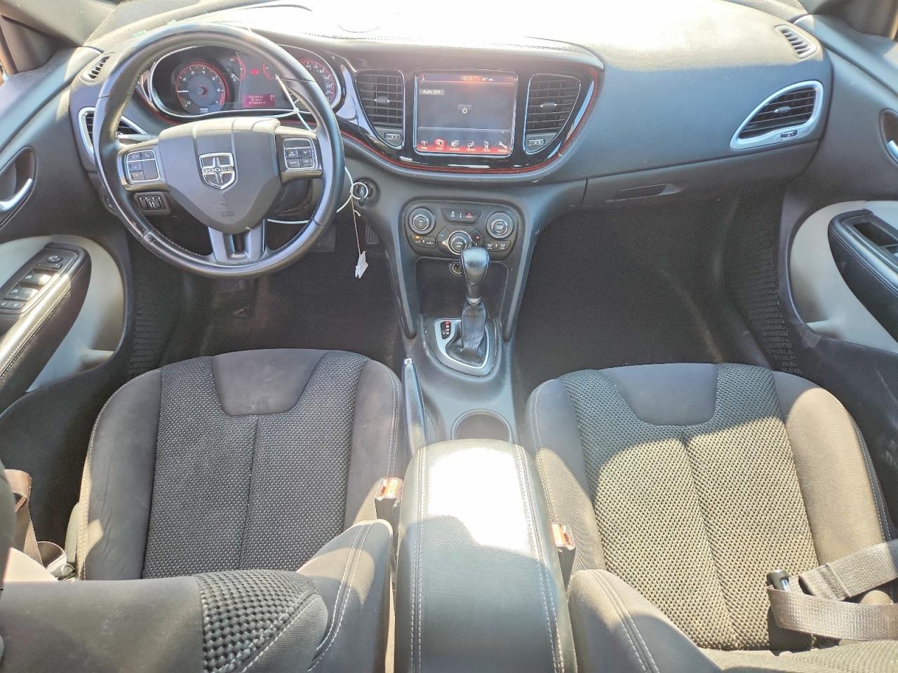 2015 DODGE DART SXT — Фото 9 из 13