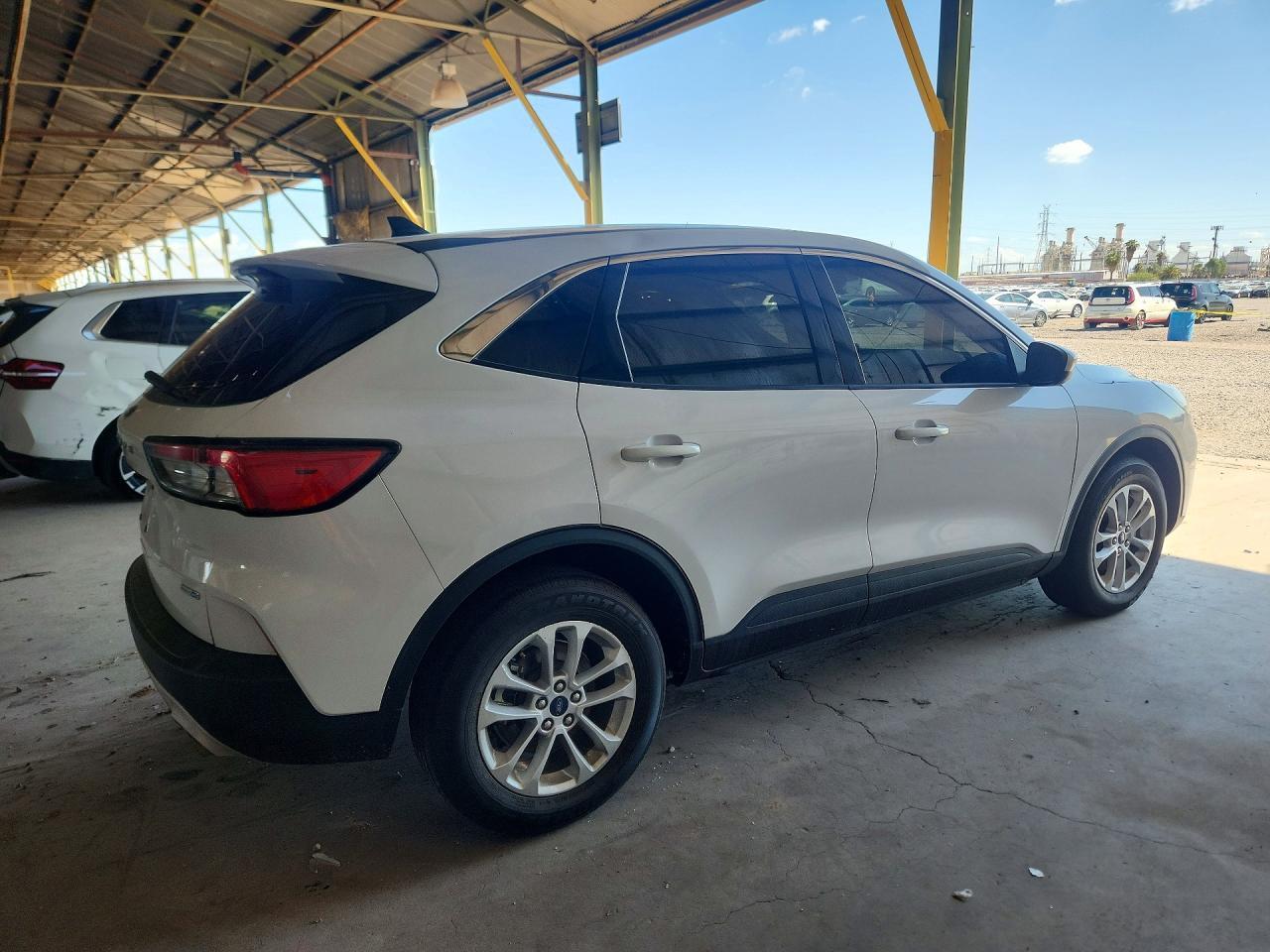2020 FORD ESCAPE SE — Фото 3 из 12