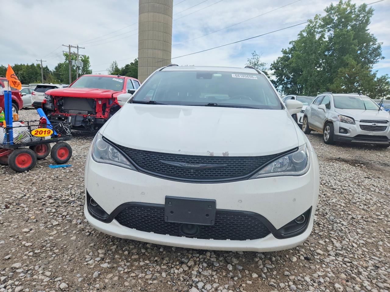 2018 CHRYSLER PACIFICA LIMITED — Фото 5 из 13