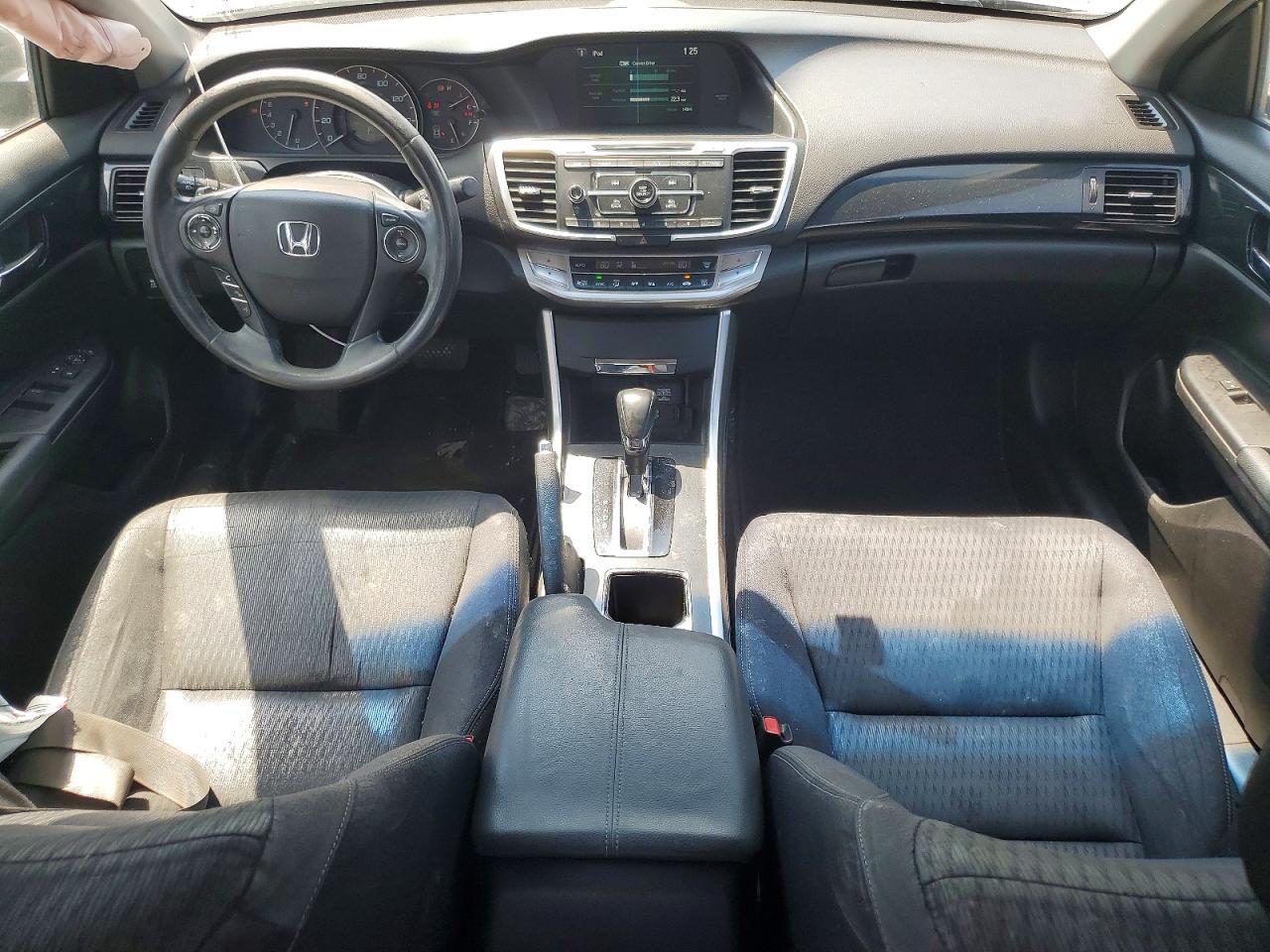 2013 HONDA ACCORD — Фото 8 из 12