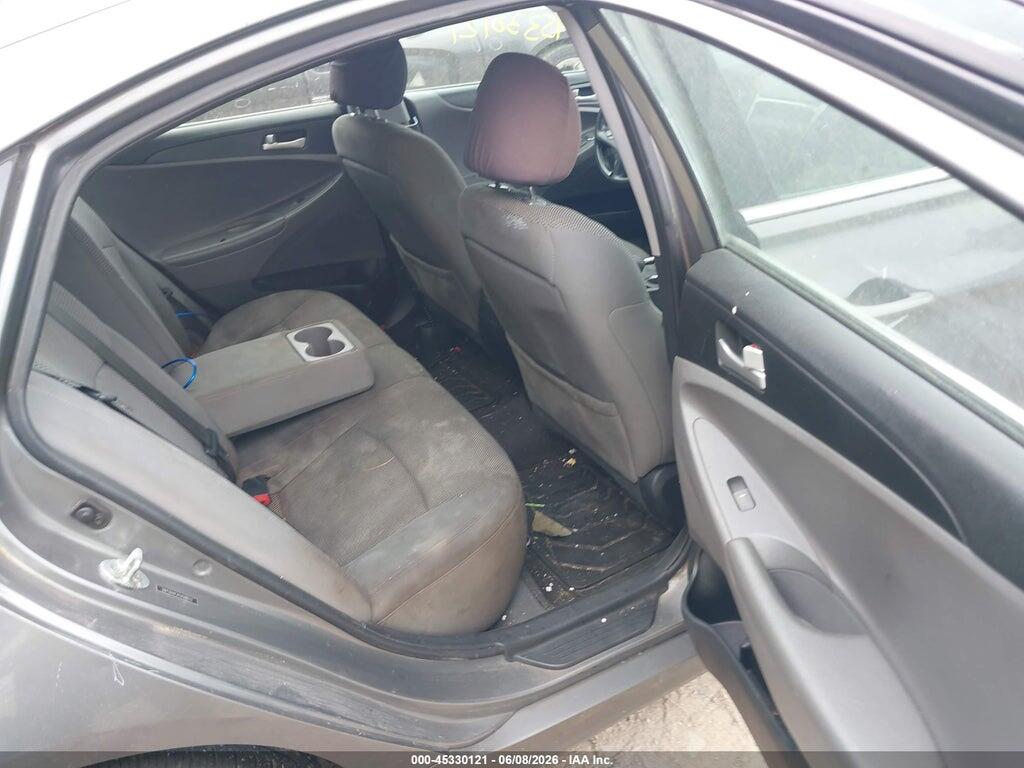 5NPEB4AC4CH500153 2012 HYUNDAI SONATA photo no. 8