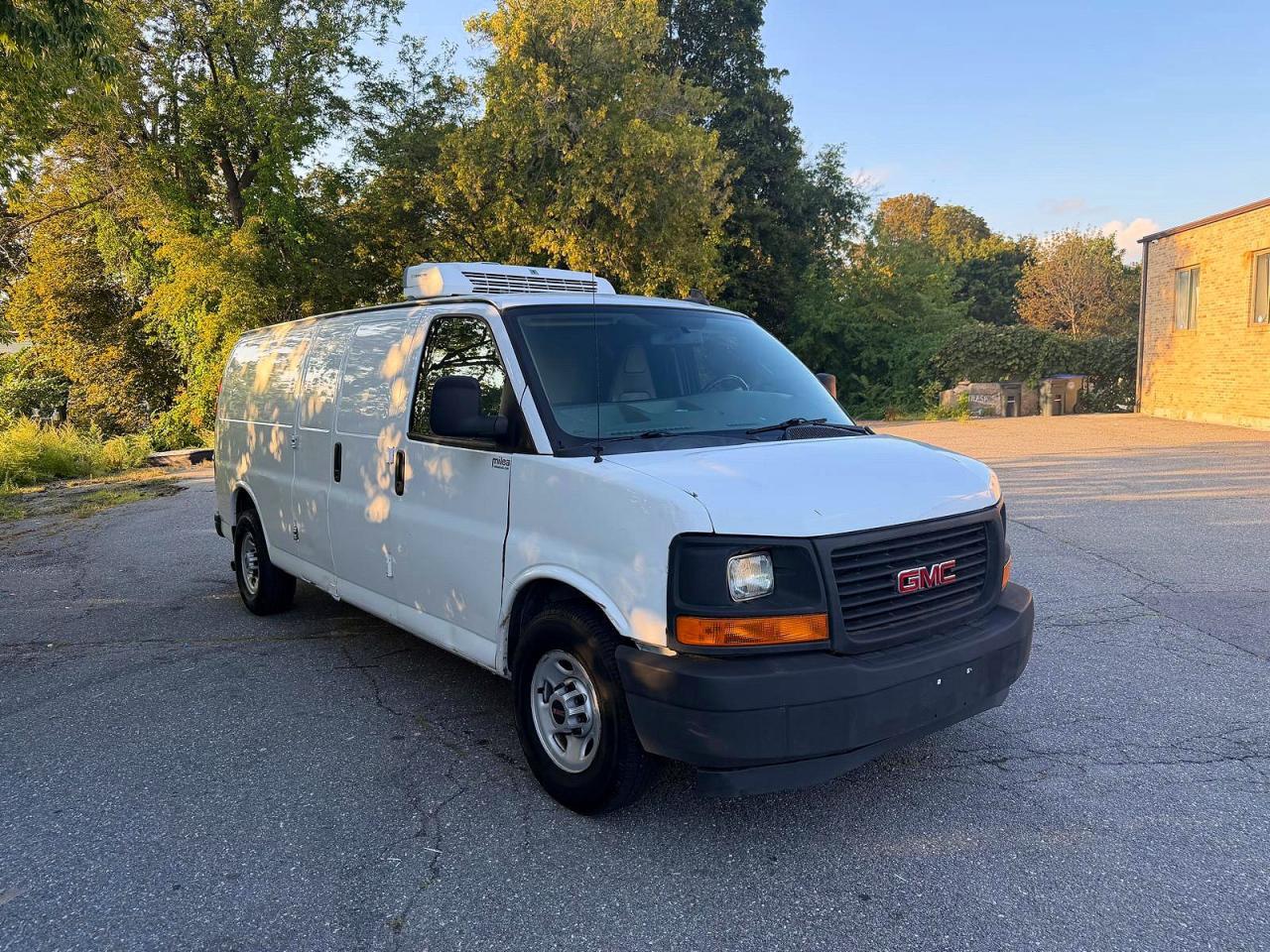 2017 GMC SAVANA 1GTZ7HFG5H1107864