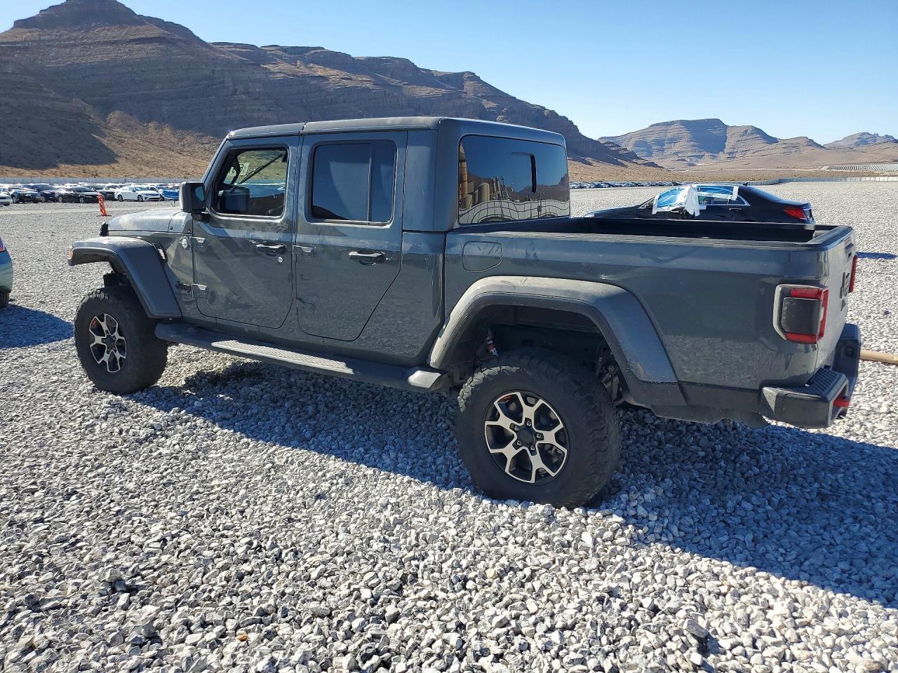 2020 JEEP GLADIATOR OVERLAND — Фото 2 из 12