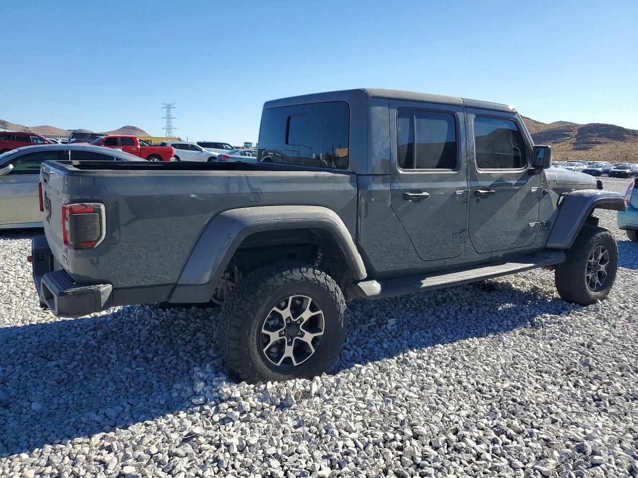 2020 JEEP GLADIATOR OVERLAND — Фото 3 из 12