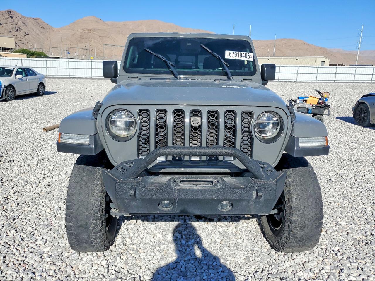 2020 JEEP GLADIATOR OVERLAND — Фото 5 из 12