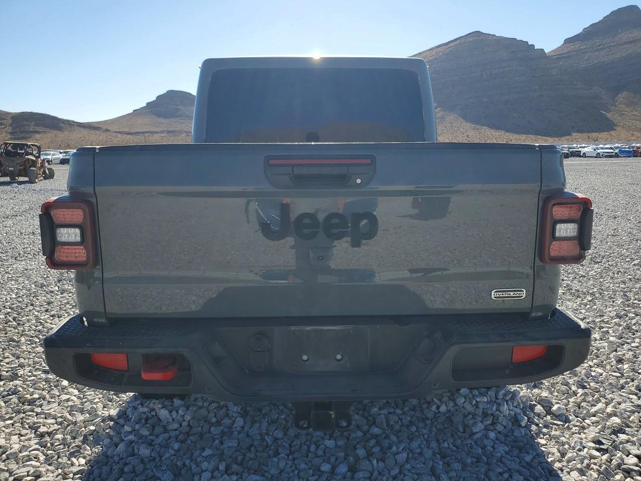 2020 JEEP GLADIATOR OVERLAND — Фото 6 из 12