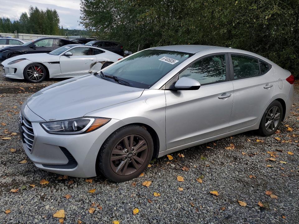 2017 HYUNDAI ELANTRA 5NPD84LFXHH210864