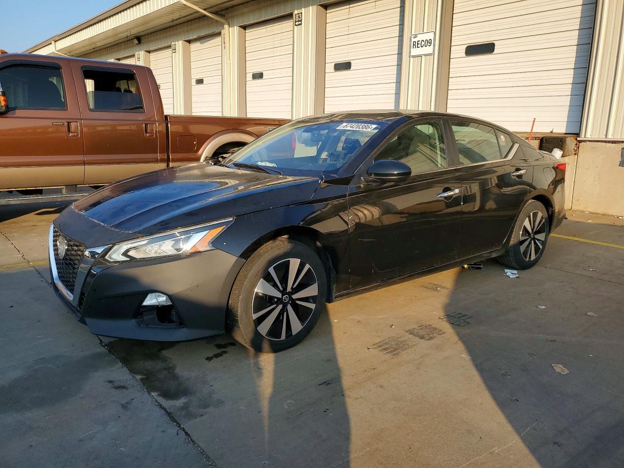 2022 NISSAN ALTIMA SV