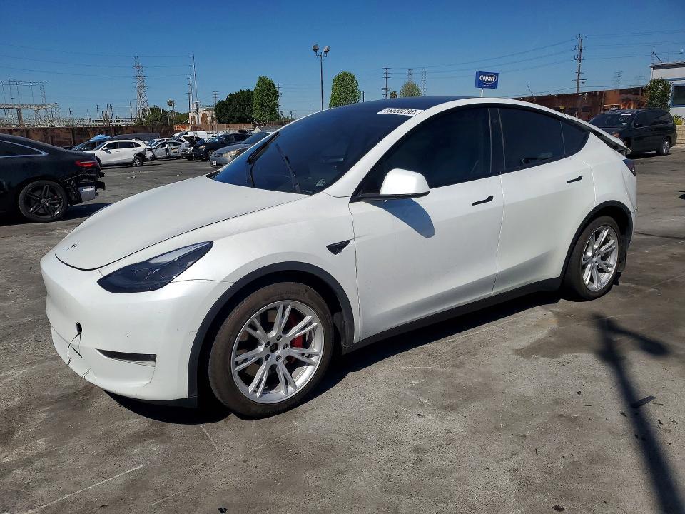 2022 TESLA MODEL Y 7SAYGDEF5NF364347