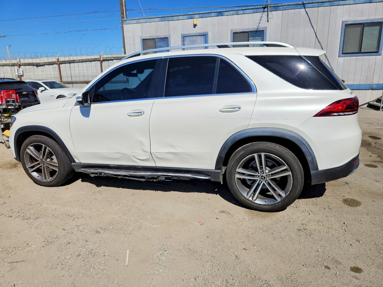 2020 MERCEDES-BENZ GLE 350 4MATIC — Фото 2 из 14