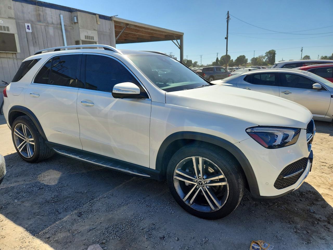 2020 MERCEDES-BENZ GLE 350 4MATIC — Фото 4 из 14