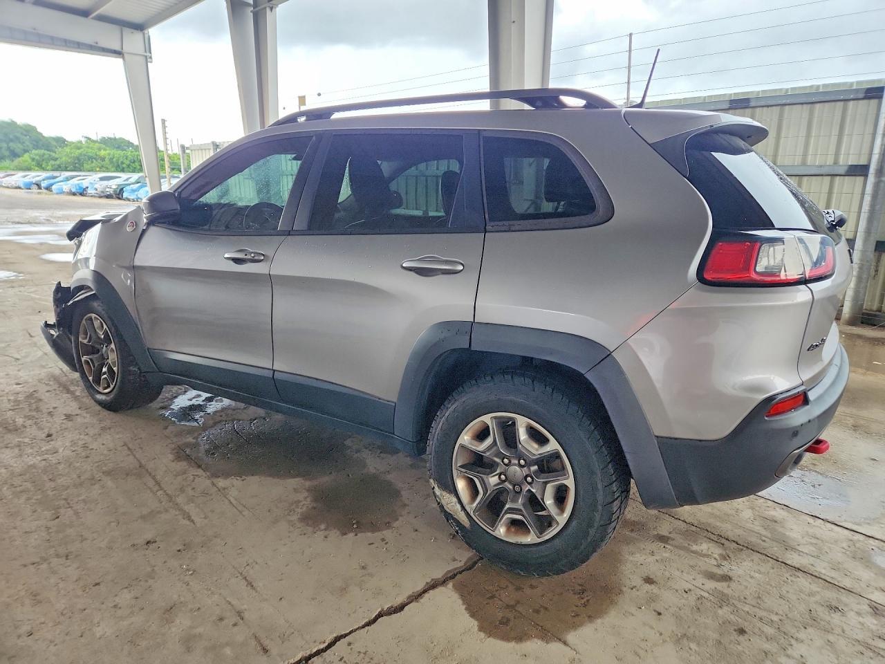 2019 JEEP CHEROKEE TRAILHAWK — Фото 2 из 13