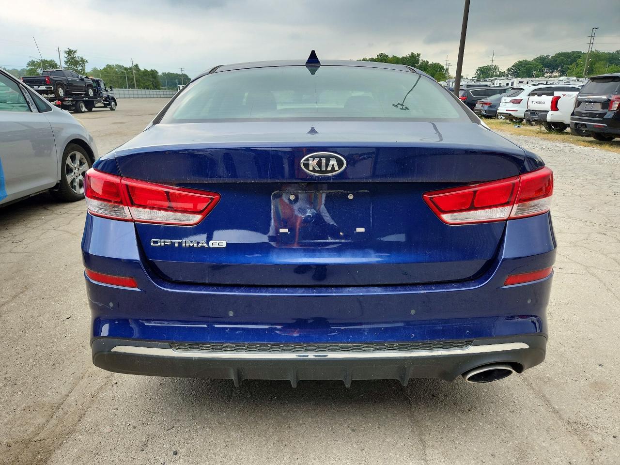 2019 KIA OPTIMA LX — Фото 6 из 12