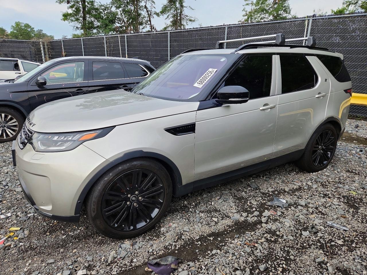 2017 LAND ROVER DISCOVERY SALRRBBV5HA040588
