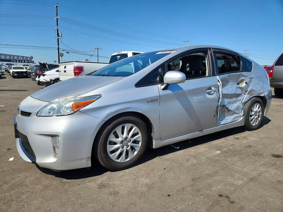 2014 TOYOTA PRIUS JTDKN3DUXE0377757