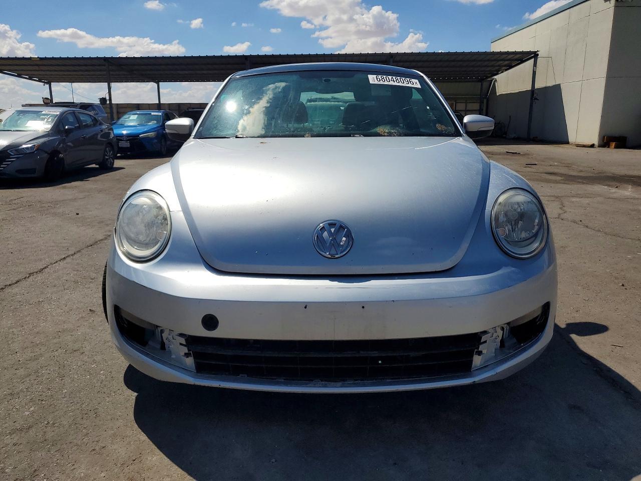 3VWJP7AT7DM676673 2013 VOLKSWAGEN BEETLE photo no. 5