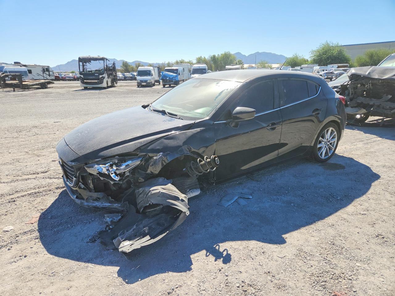 2017 MAZDA 3 3MZBN1L77HM139024