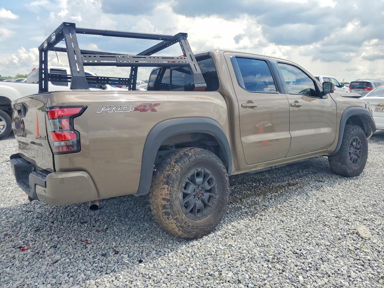 2023 NISSAN FRONTIER PRO-4X — Фото 4 из 15