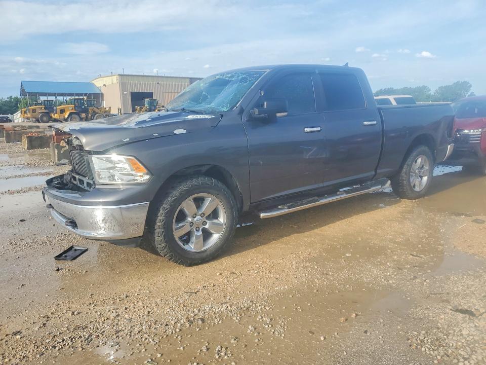 2015 RAM 1500 1C6RR7TM8FS559191