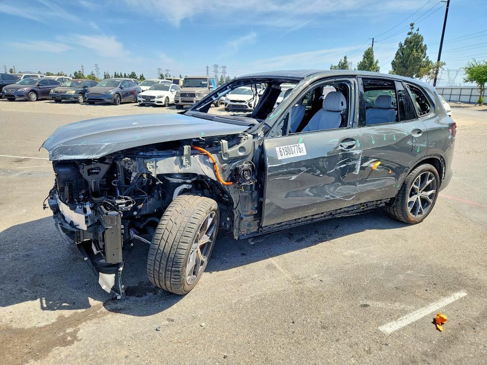 2026 BMW X5 5UX43EU08T9025646
