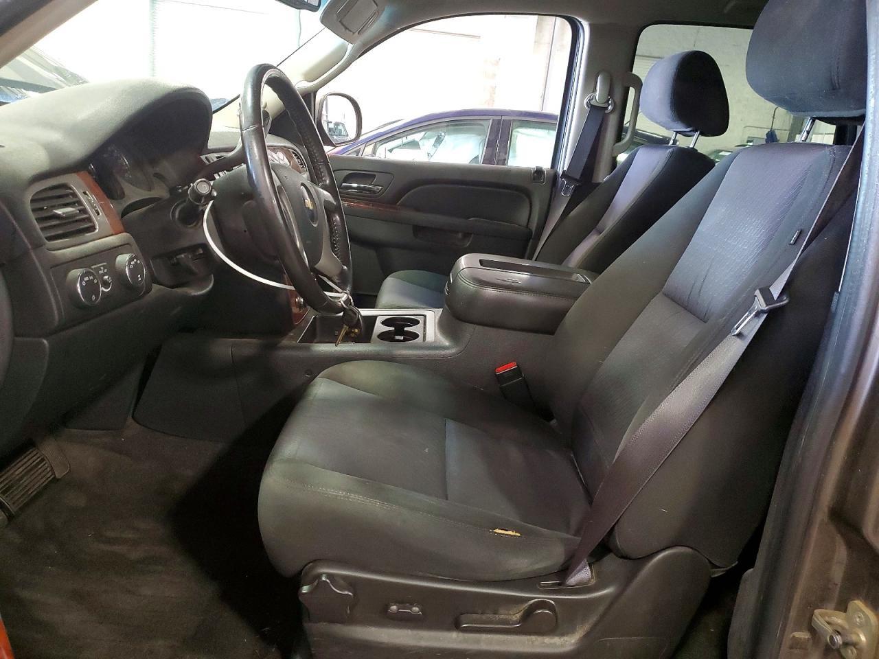 2011 CHEVROLET TAHOE K1500 LS — Фото 7 из 12