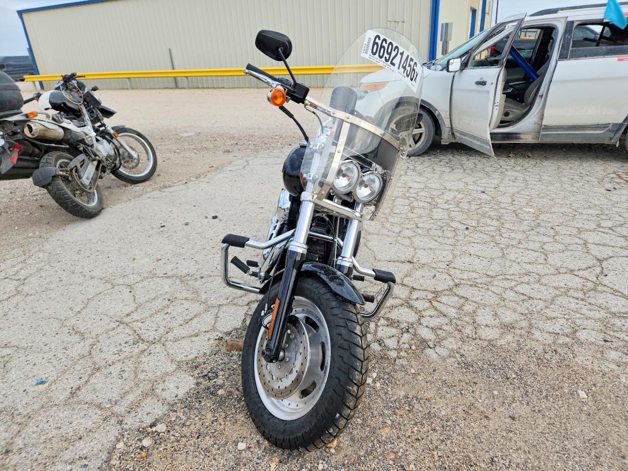 1HD1GY4159K320187 2009 HARLEY-DAVIDSON FXDF photo no. 2