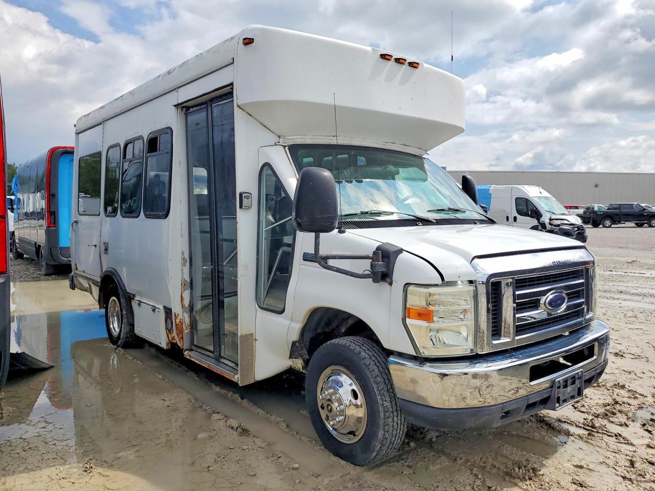 2008 FORD ECONOLINE E350 SUPER DUTY CUTAWAY VAN — Фото 4 из 13