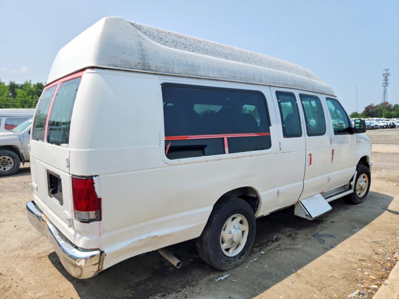 1FTNS24W18DB51489 2008 FORD ECONOLINE photo no. 3