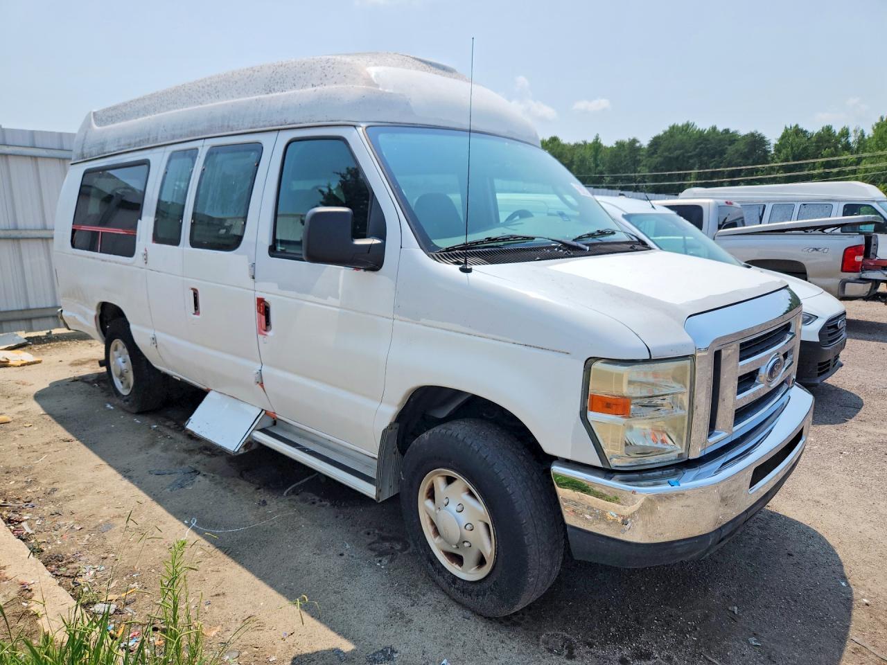 1FTNS24W18DB51489 2008 FORD ECONOLINE photo no. 4