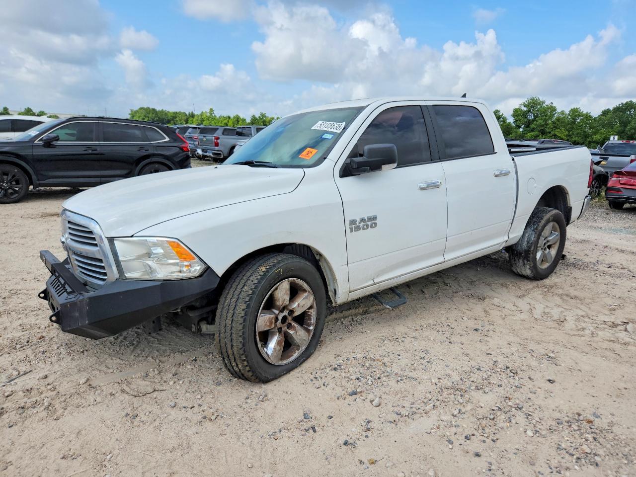 2017 RAM RAM 1500 1C6RR7LG2HS829397