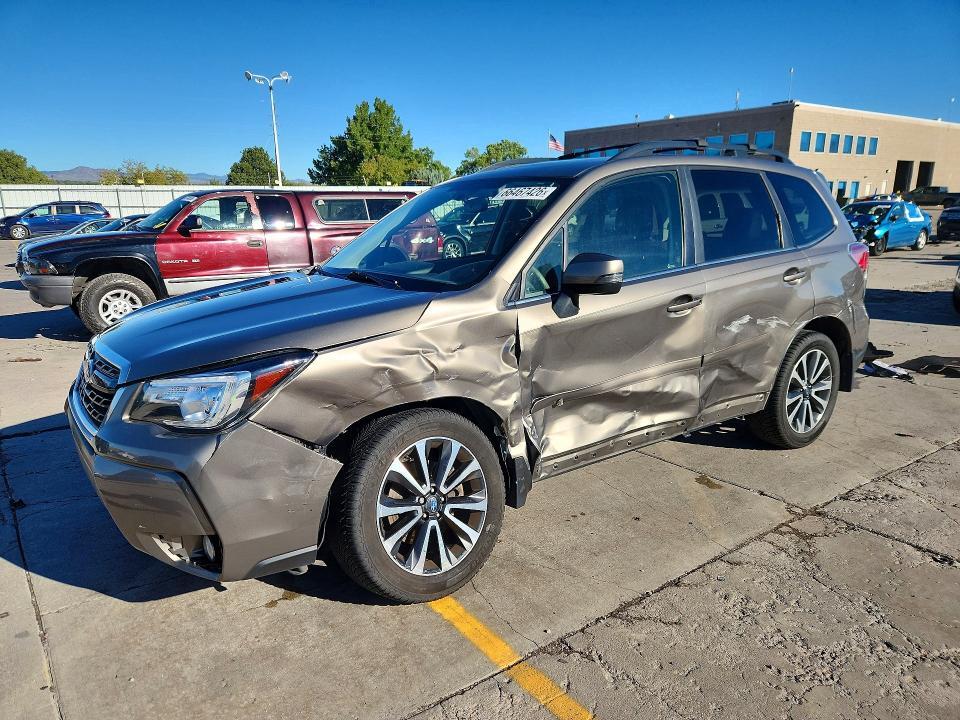 2017 SUBARU FORESTER JF2SJGWC3HH549187